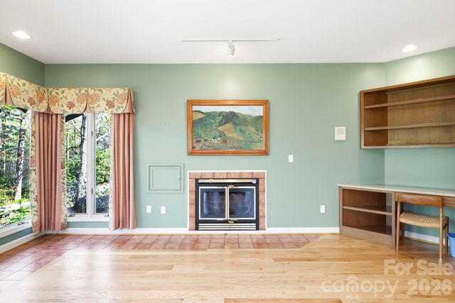 100 Elmridge Drive, Flat Rock, NC 28731