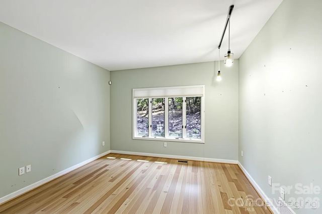 100 Elmridge Drive, Flat Rock, NC 28731