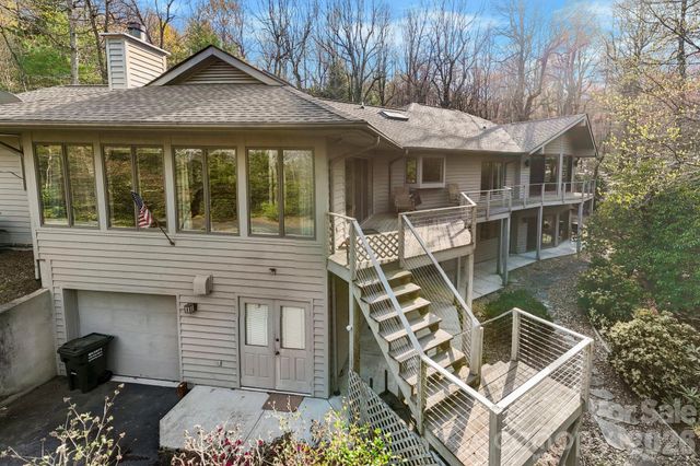 100 Elmridge Drive, Flat Rock, NC 28731