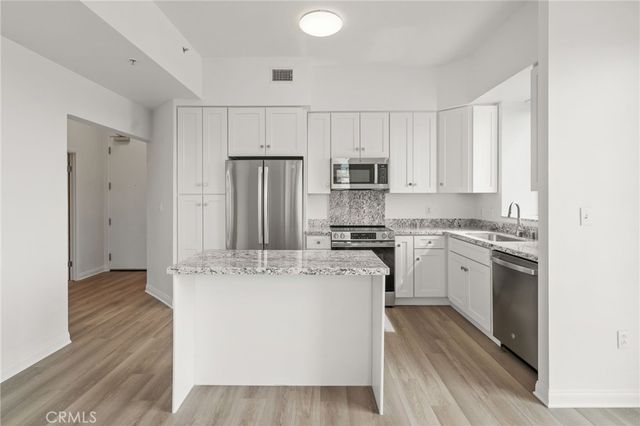 488 E Ocean Boulevard 717, Long Beach, CA 90802