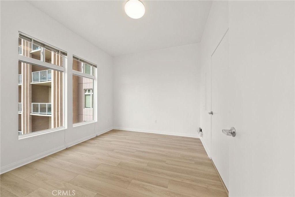 Image 18 of property listing at 488 E Ocean Boulevard 717, Long Beach, CA 90802