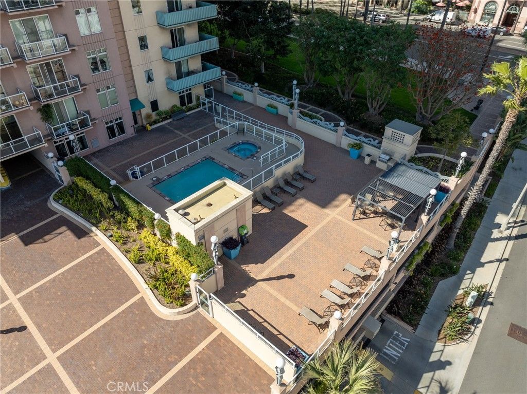Image 35 of property listing at 488 E Ocean Boulevard 717, Long Beach, CA 90802