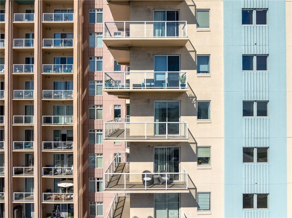 Image 37 of property listing at 488 E Ocean Boulevard 717, Long Beach, CA 90802