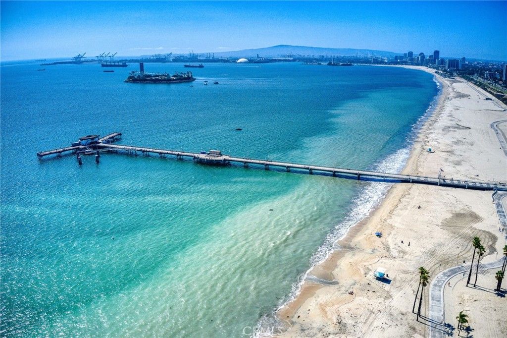 Image 55 of property listing at 488 E Ocean Boulevard 717, Long Beach, CA 90802
