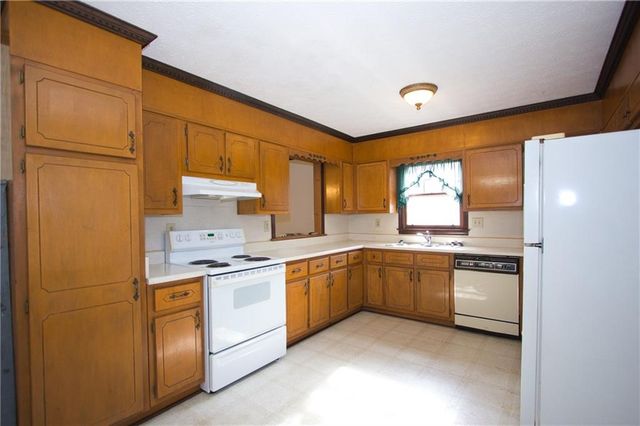 716 Harness Court, Lithonia, GA 30058