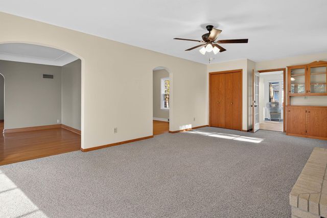 2320 Rainbow Drive, Cedar Falls, IA 50613