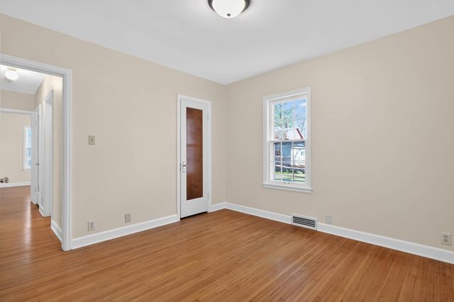 2320 Rainbow Drive, Cedar Falls, IA 50613