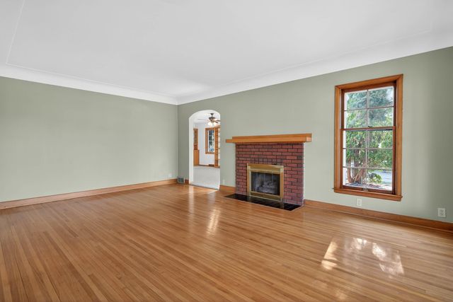 2320 Rainbow Drive, Cedar Falls, IA 50613