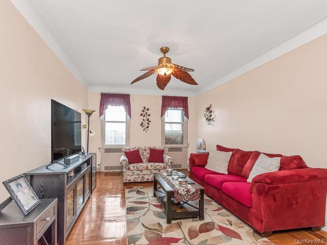 3321 Bruckner Boulevard 6H, Bronx, NY 10461