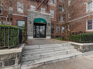 3321 Bruckner Boulevard 6H, Bronx, NY 10461