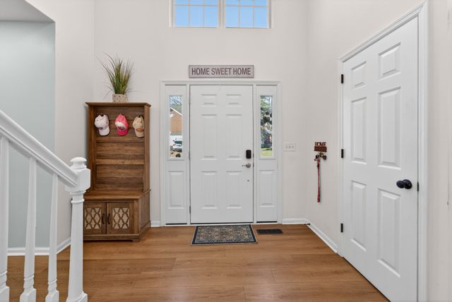 813 Chandler Grv, Hermitage, TN 37076