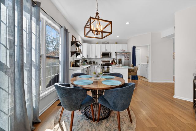 813 Chandler Grv, Hermitage, TN 37076