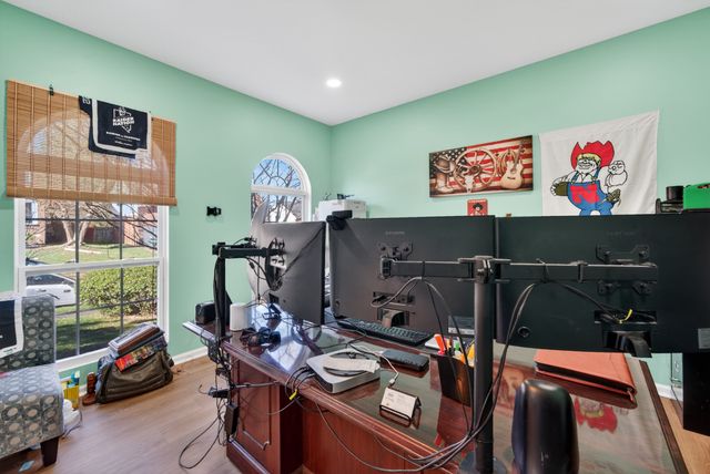 813 Chandler Grv, Hermitage, TN 37076