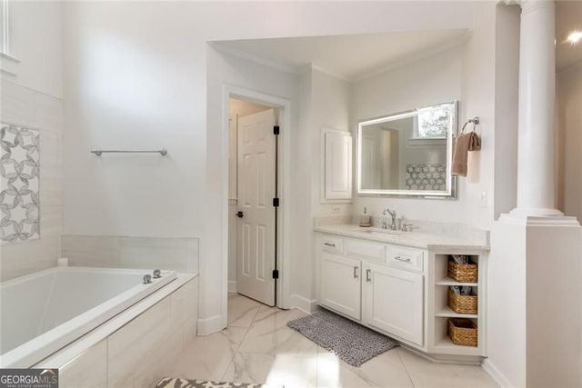 590 Woodbrook Way, Lawrenceville, GA 30043