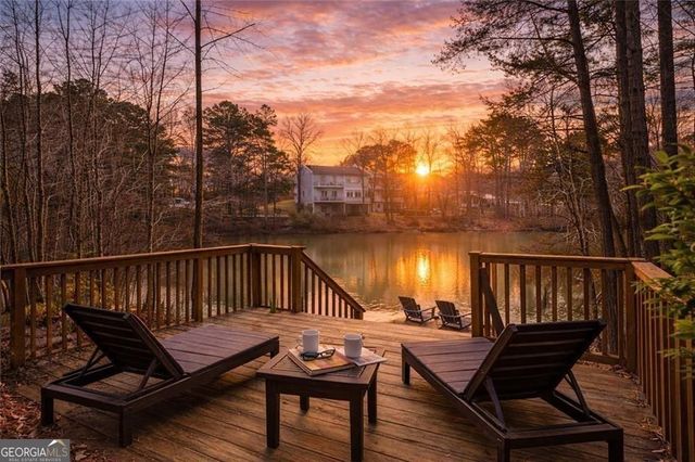 590 Woodbrook Way, Lawrenceville, GA 30043