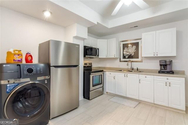 590 Woodbrook Way, Lawrenceville, GA 30043