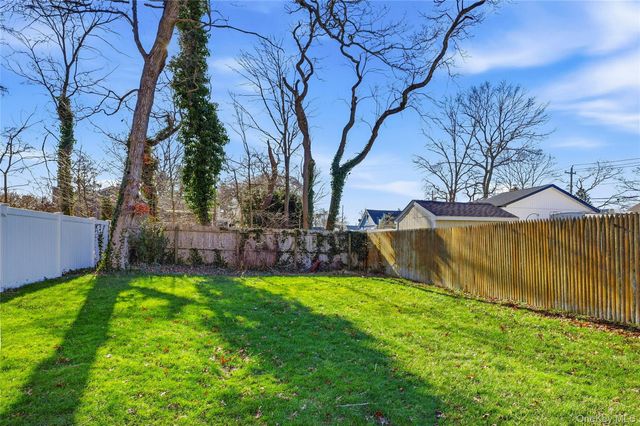 36 Columbine Road, Rocky Point, NY 11778