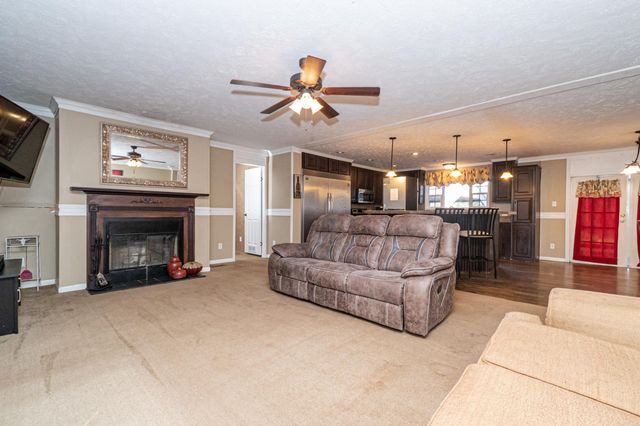 705 Horseshoe Ln, Arkadelphia, AR 71923