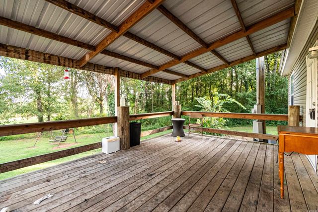 705 Horseshoe Ln, Arkadelphia, AR 71923