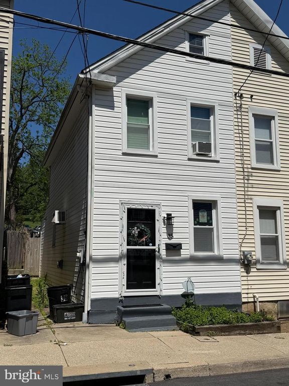 35 UNION ST, Westminster, MD 21157