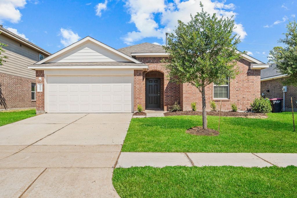 23134 Royal Tiger Road, Spring, TX 77373