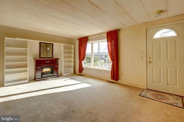 203 SHUGHART AVENUE, Boiling Springs, PA 17007