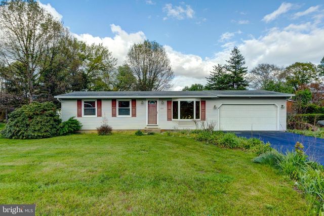 203 SHUGHART AVENUE, Boiling Springs, PA 17007