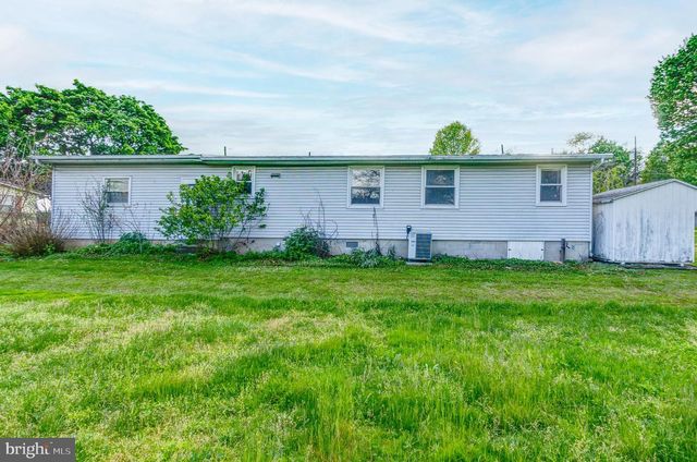 203 SHUGHART AVENUE, Boiling Springs, PA 17007