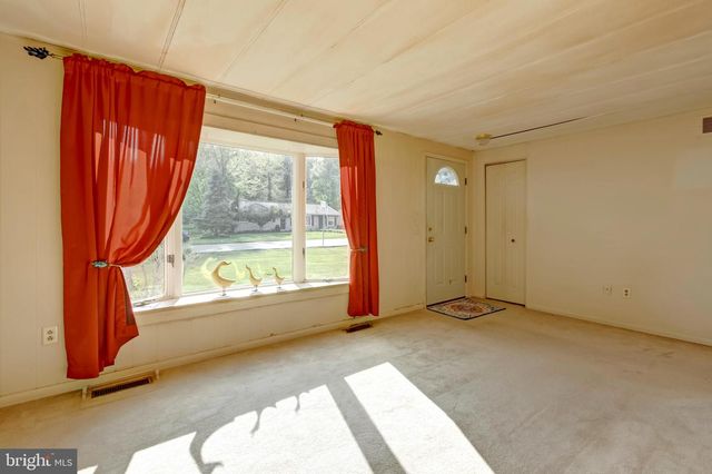 203 SHUGHART AVENUE, Boiling Springs, PA 17007