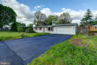 203 SHUGHART AVENUE, Boiling Springs, PA 17007