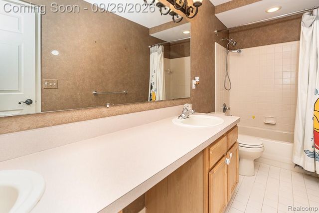 56137 Chianti Drive, Shelby Twp, MI 48316