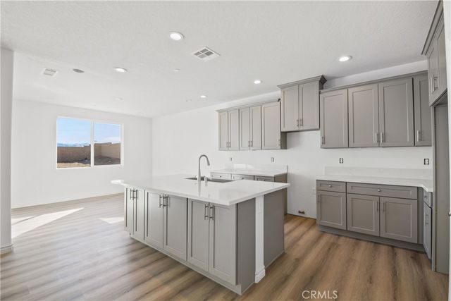 7144 Farmdale Avenue, Hesperia, CA 92345