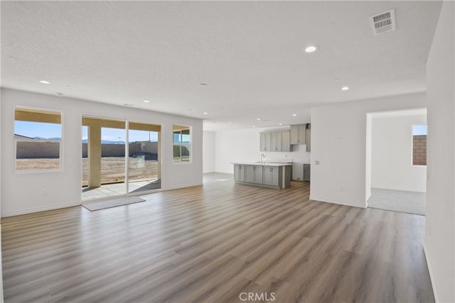 7144 Farmdale Avenue, Hesperia, CA 92345