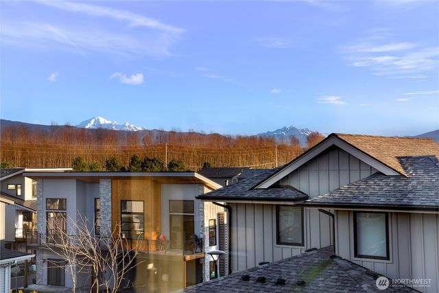 102 Riverwalk Drive, Lynden, WA 98264