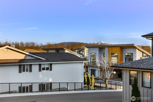 102 Riverwalk Drive, Lynden, WA 98264