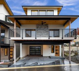 102 Riverwalk Drive, Lynden, WA 98264