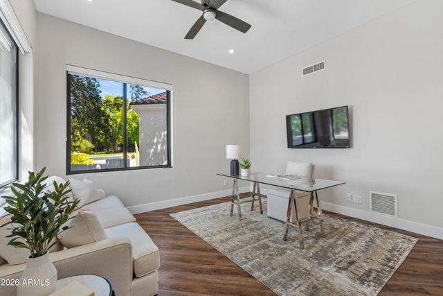 7130 E BELMONT Avenue, Paradise Valley, AZ 85253