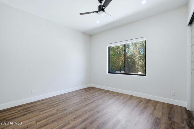 7130 E BELMONT Avenue, Paradise Valley, AZ 85253