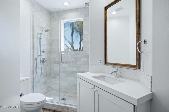 7130 E BELMONT Avenue, Paradise Valley, AZ 85253