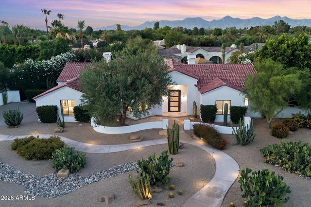 7130 E BELMONT Avenue, Paradise Valley, AZ 85253