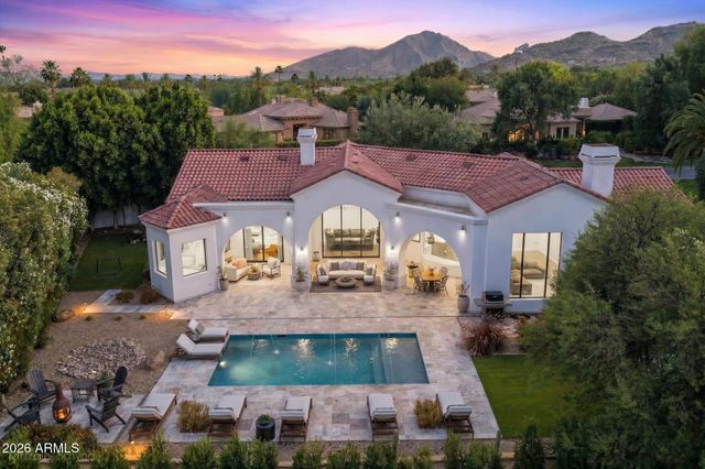 7130 E BELMONT Avenue, Paradise Valley, AZ 85253
