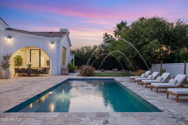 7130 E BELMONT Avenue, Paradise Valley, AZ 85253