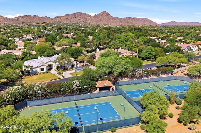 7130 E BELMONT Avenue, Paradise Valley, AZ 85253