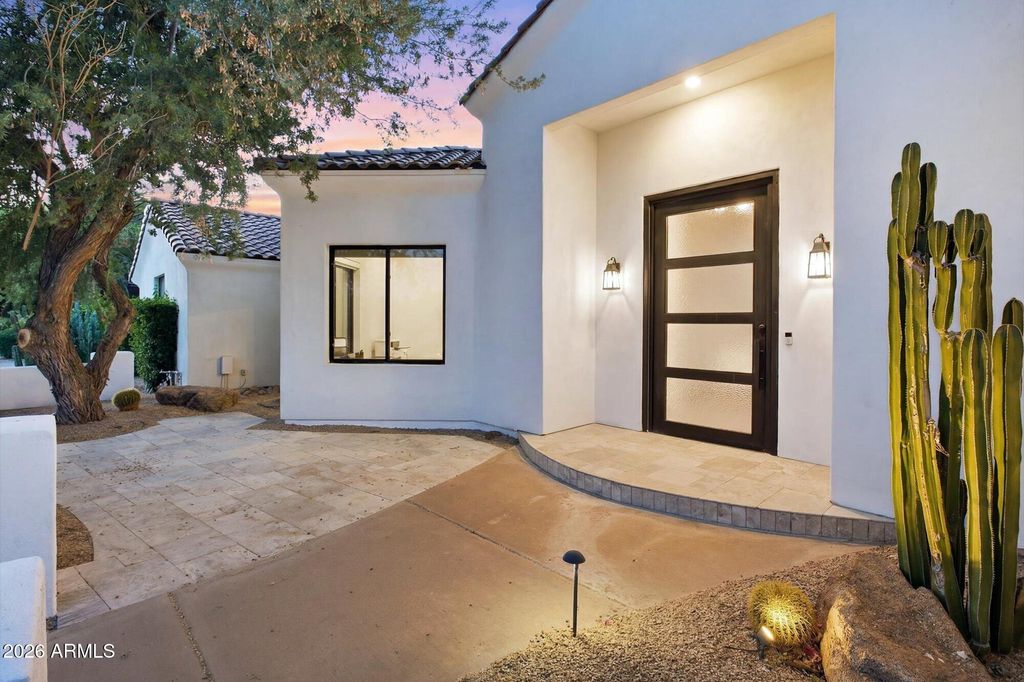 7130 E BELMONT Avenue, Paradise Valley, AZ 85253 — photo 3