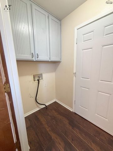 1302 DANBERRY STREET, Burkburnett, TX 76354