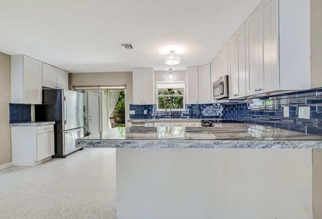 1612 N Ocean Breeze, Lake Worth Beach, FL 33460