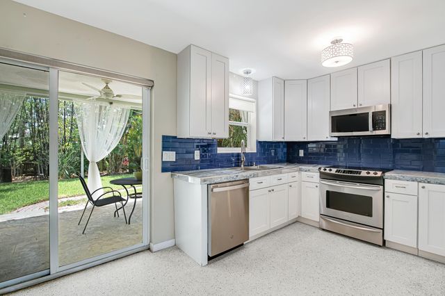 1612 N Ocean Breeze, Lake Worth Beach, FL 33460