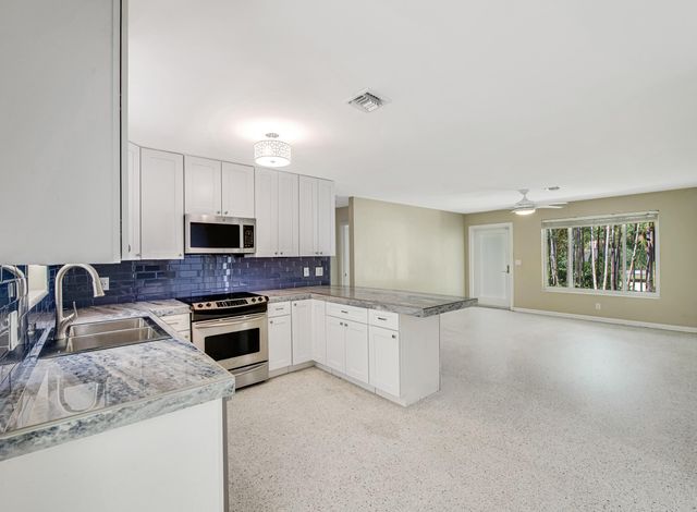 1612 N Ocean Breeze, Lake Worth Beach, FL 33460