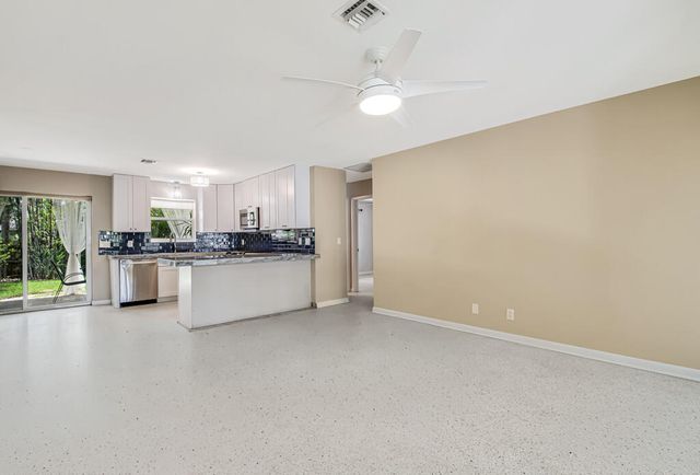 1612 N Ocean Breeze, Lake Worth Beach, FL 33460