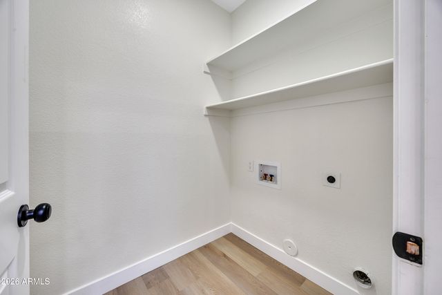 9084 N 47TH Lane, Glendale, AZ 85302